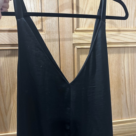 Wide leg silky jumpsuit - Picture 3 of 3